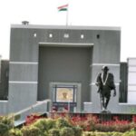 હાઇકોર્ટના સિનિયર વકીલ વર્ચ્યુઅલ સુનાવણી દરમિયાન જજની સામે બીયર પીતા નજરે પડ્યા !!!